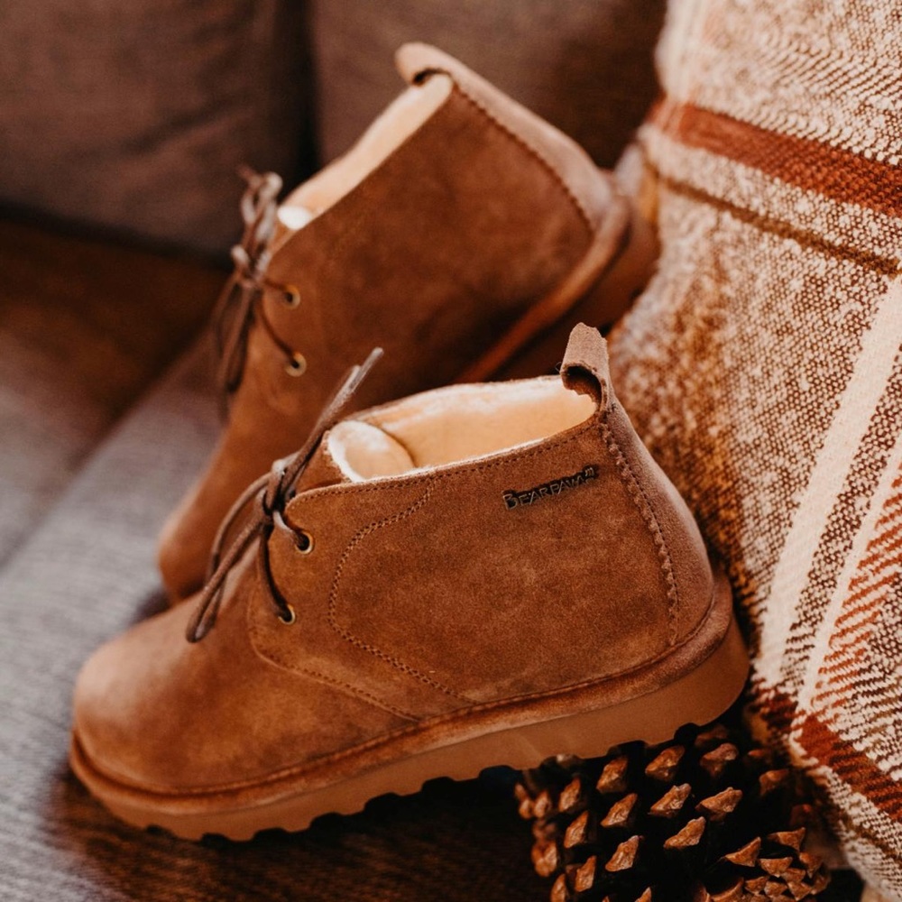 Bearpaw Skye Boots (HTF/NWT)